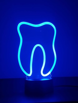 Günstiger Leuchtzahn billig